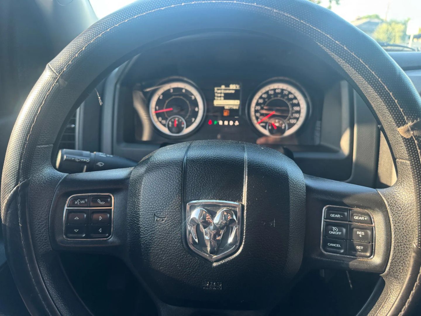 2018 Ram 1500 Tradesman photo 15