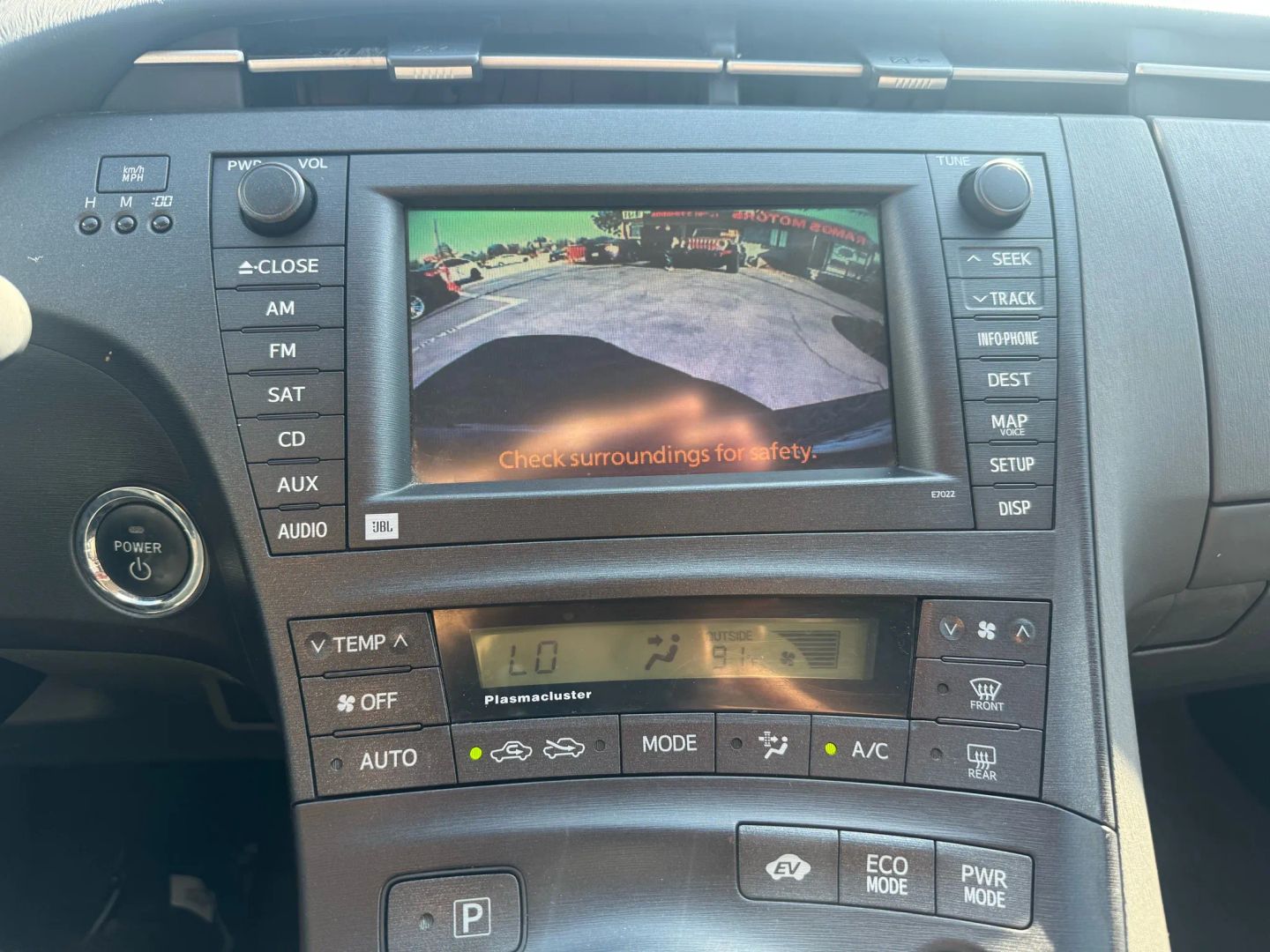 2010 Toyota Prius V photo 14