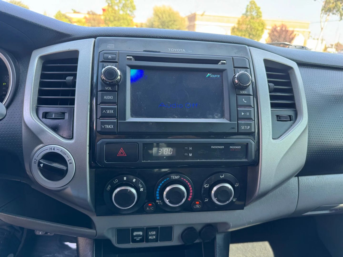 2013 Toyota Tacoma 4x4 Double Cab V6 photo 14