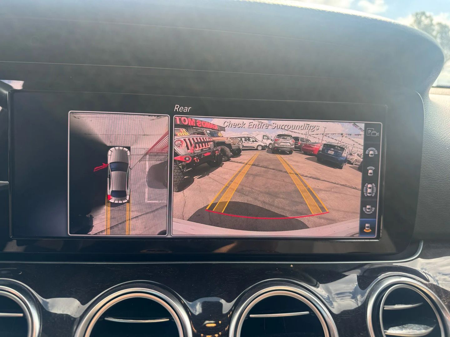 2019 Mercedes Benz E 300 photo 14