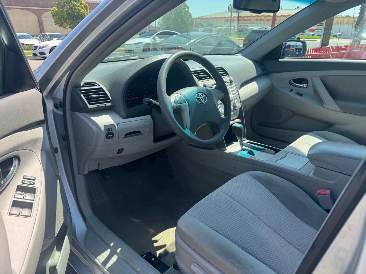 2011 Toyota Camry Base photo 7