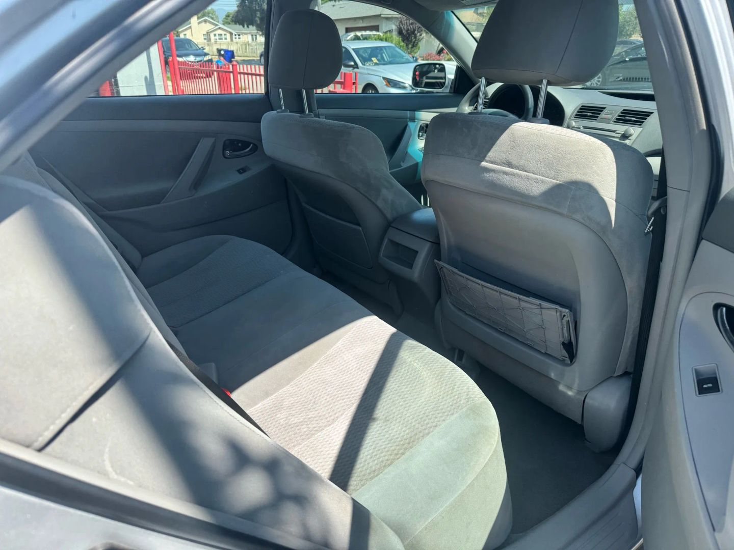 2011 Toyota Camry Base photo 9