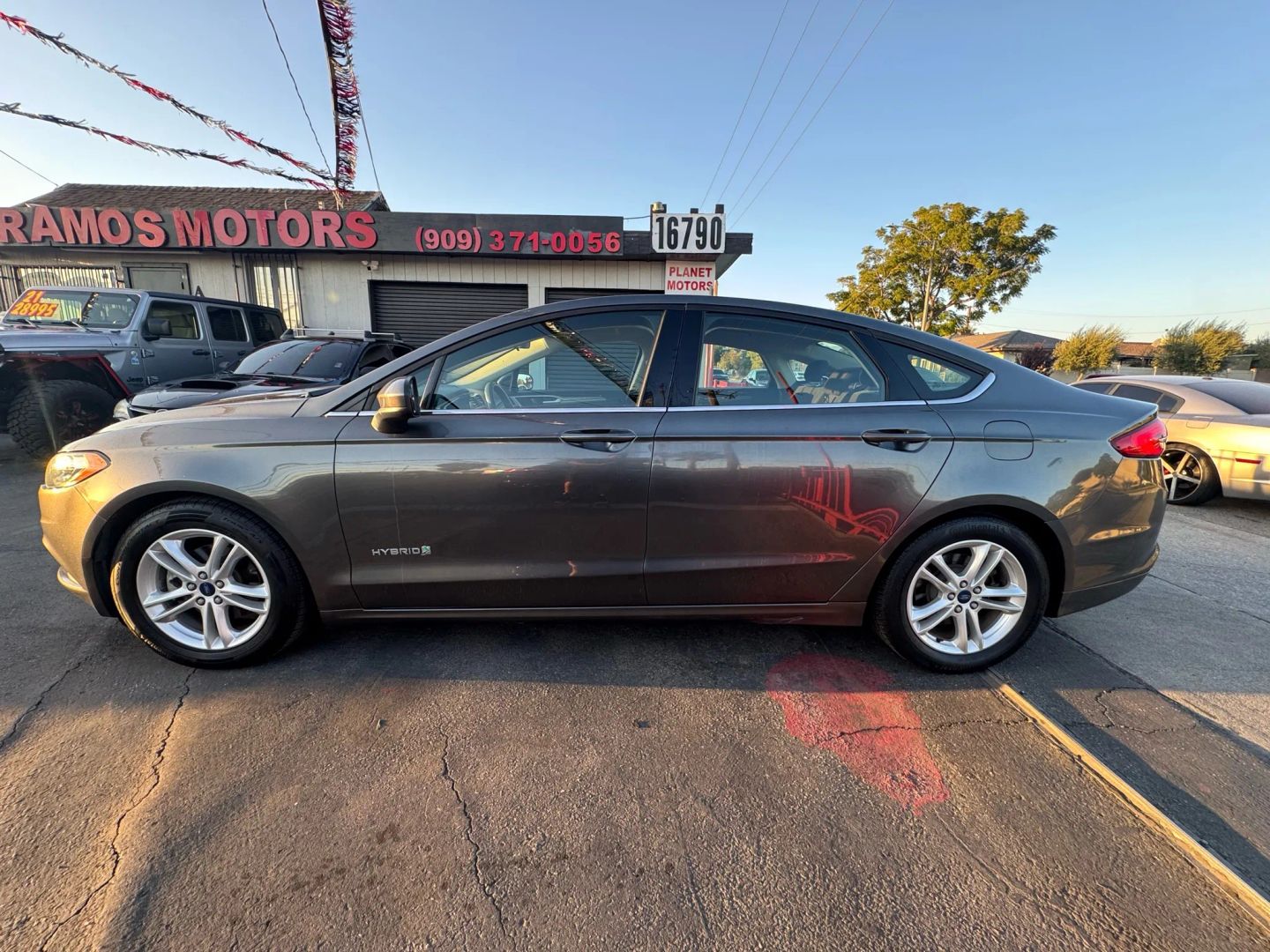 2018 Ford Fusion Hybrid SE photo 3