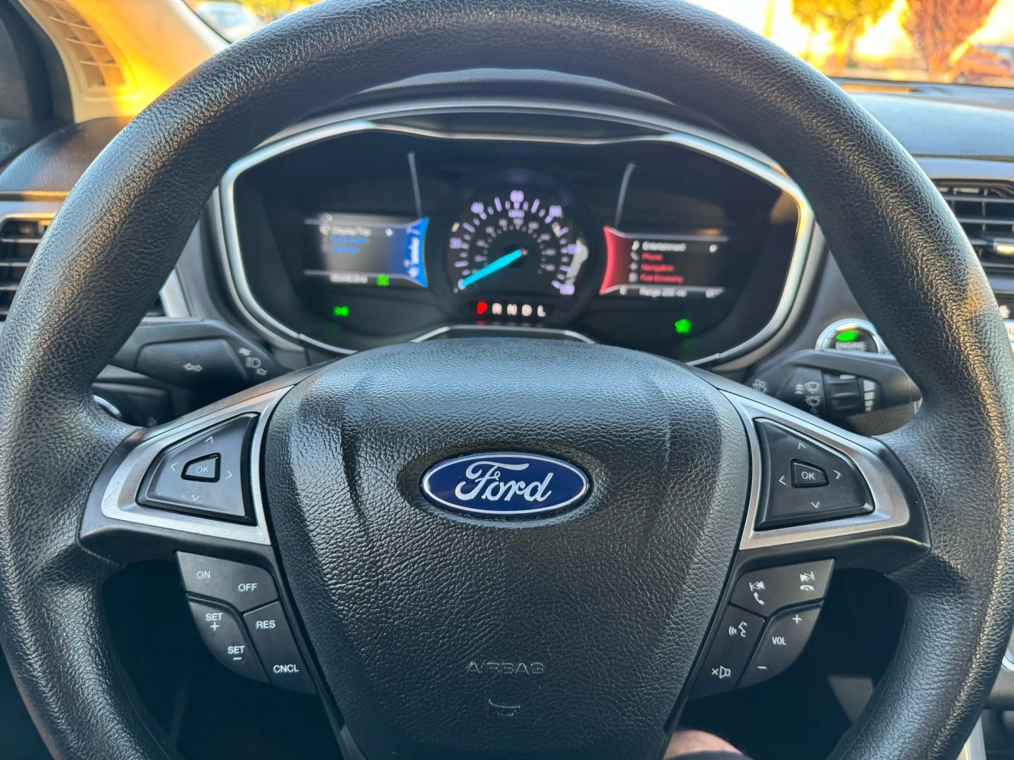2018 Ford Fusion Hybrid SE photo 17