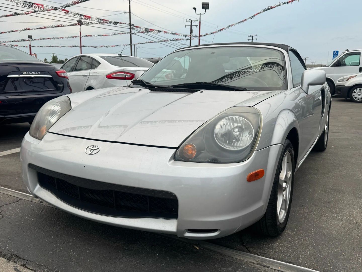 2001 Toyota MR2 Spyder photo 2