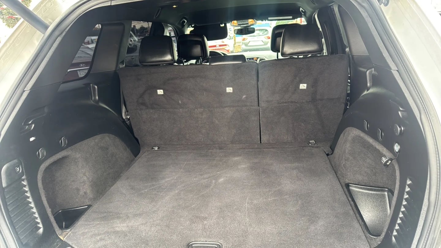 2019 Jeep Grand Cherokee Altitude photo 14