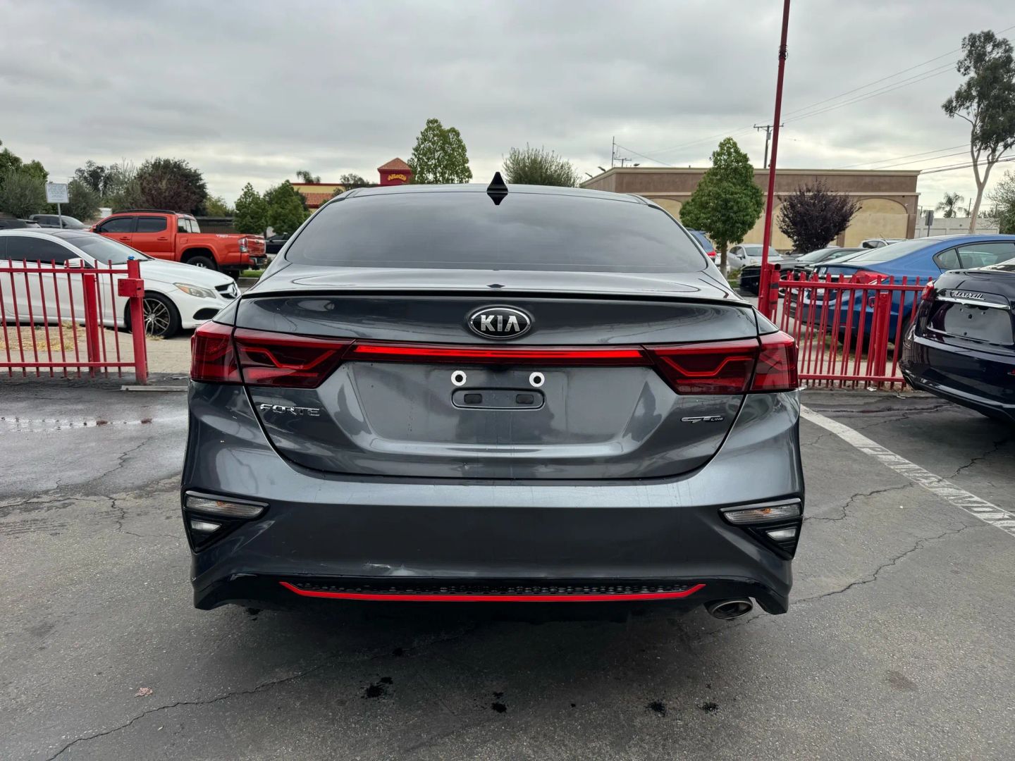 2021 Kia Forte GT-Line photo 5