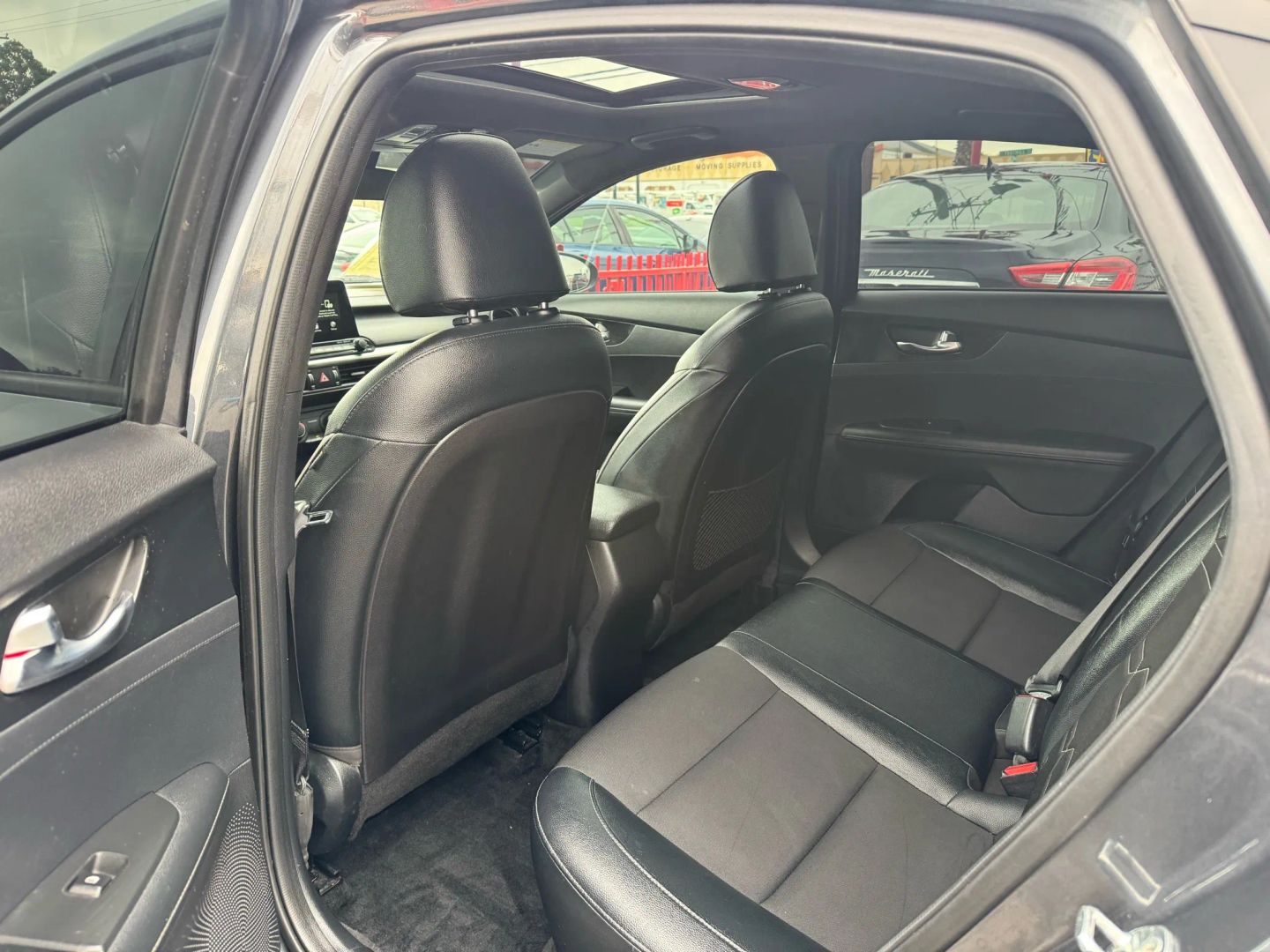 2021 Kia Forte GT-Line photo 11