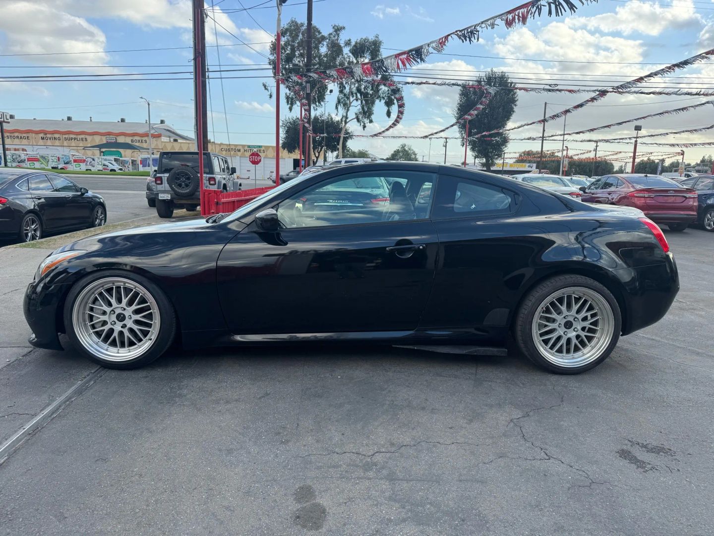 2011 Infiniti G37 Coupe Journey photo 3