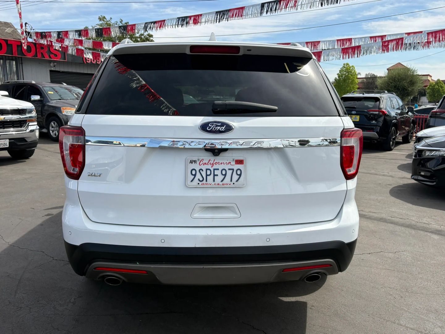 Photo 4 of this Ford Explorer