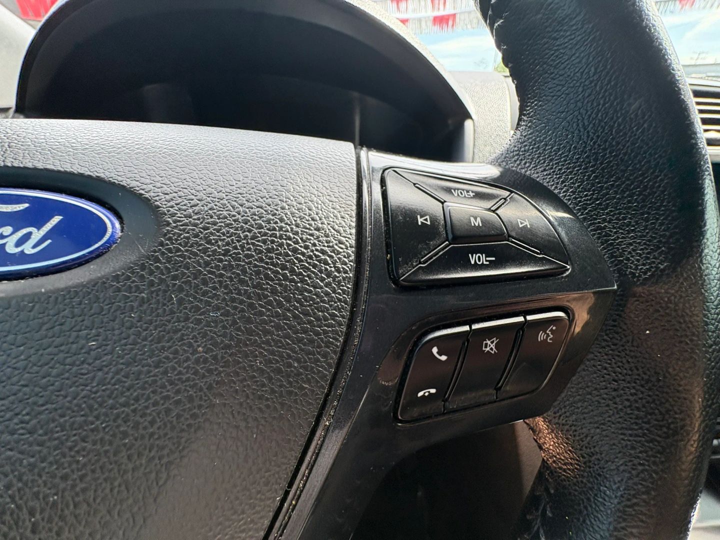 Photo 13 of this Ford Explorer