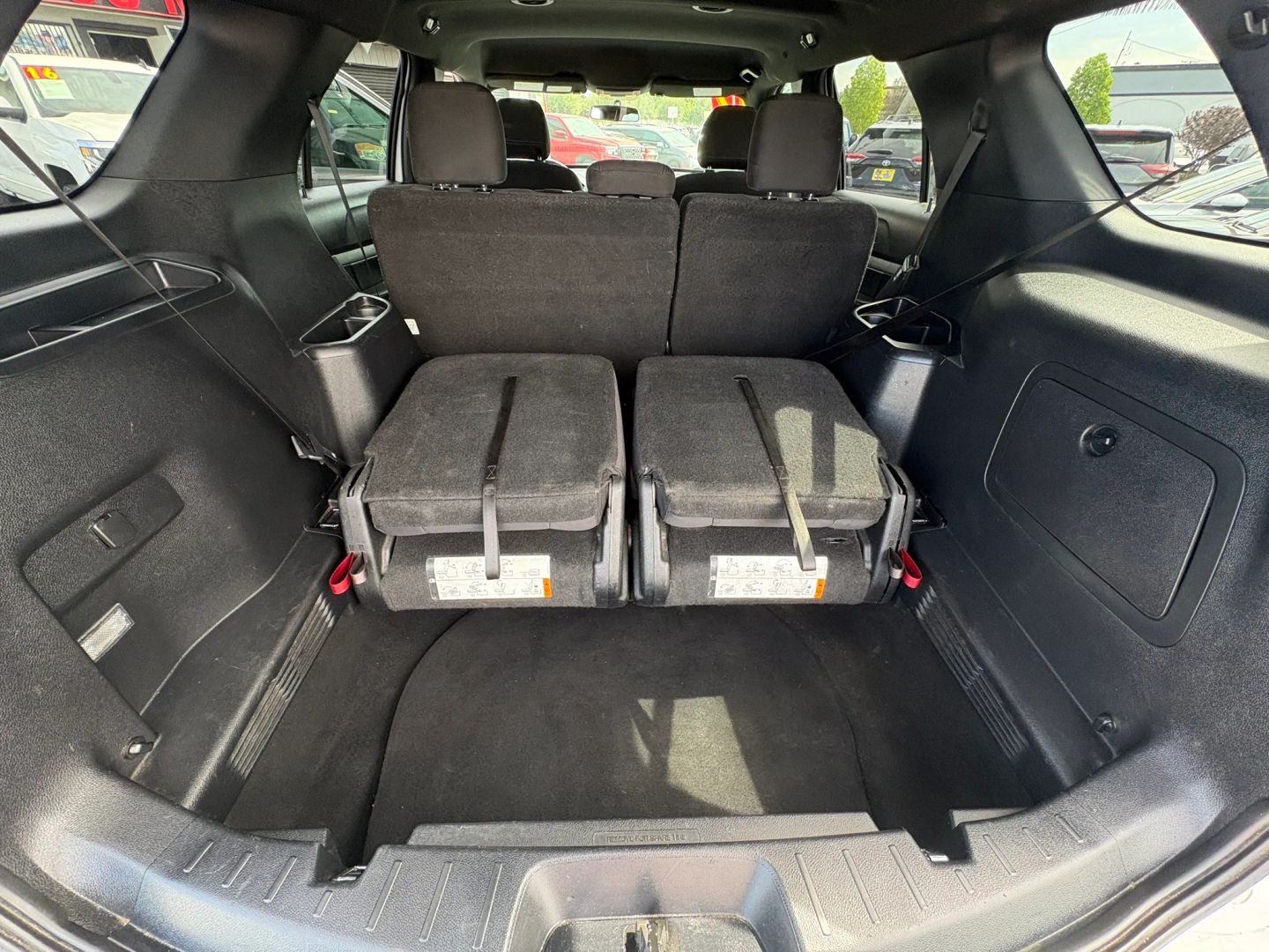 Photo 22 of this Ford Explorer