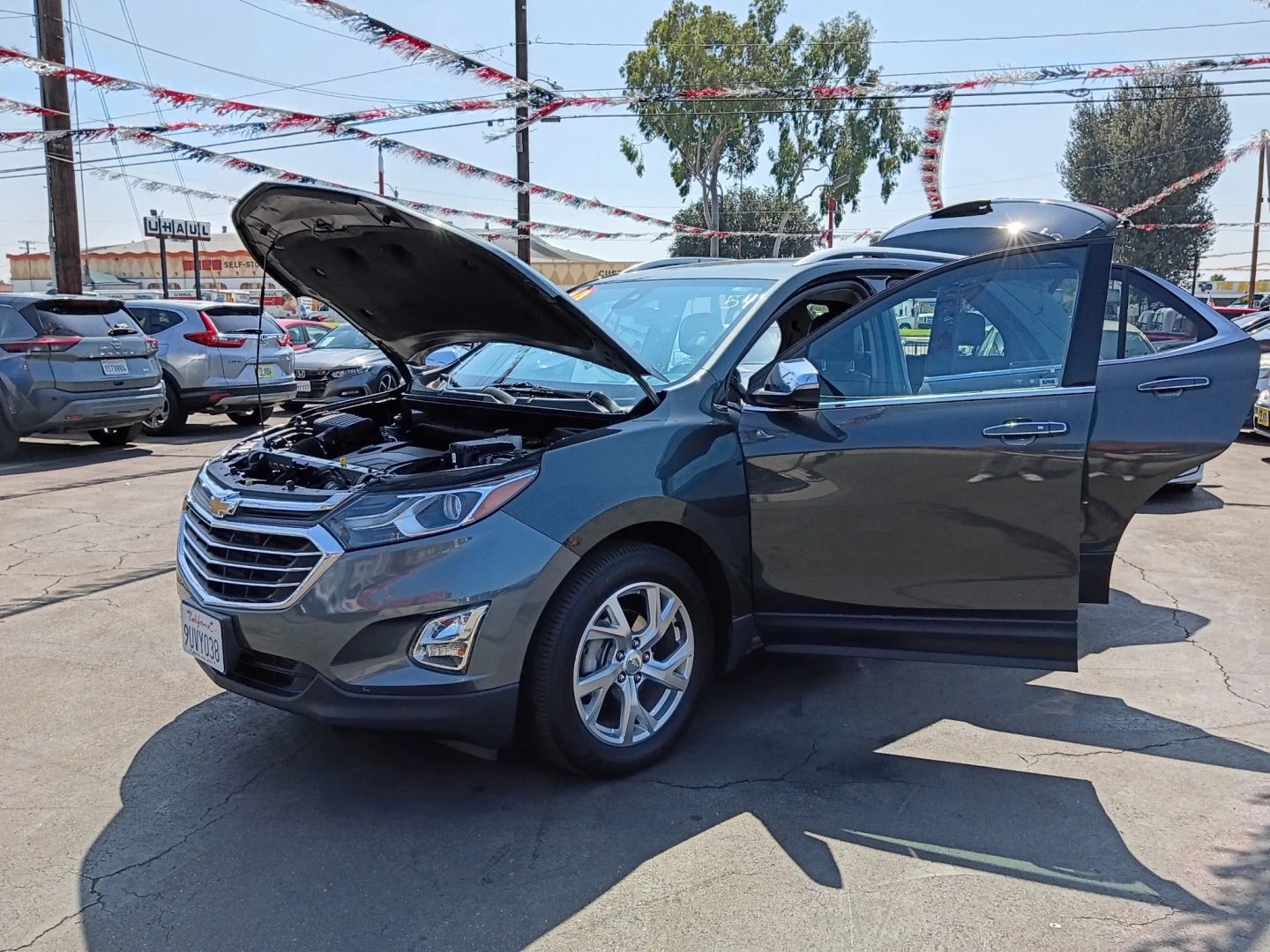 Photo 4 of this Chevrolet Equinox
