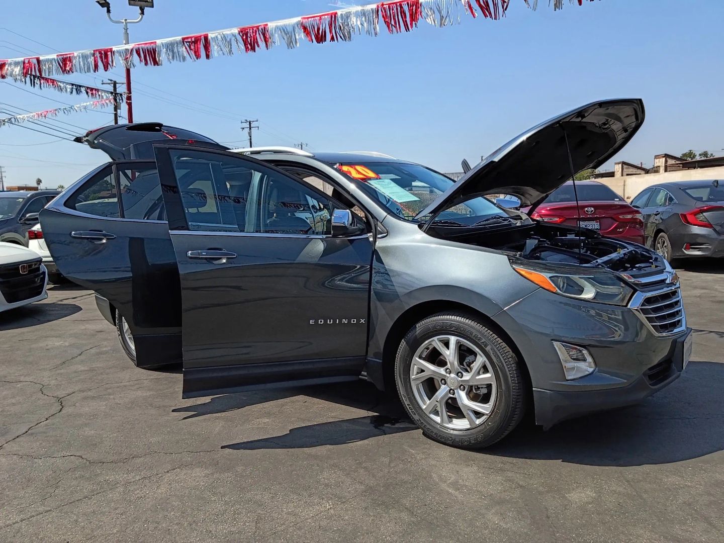 Photo 16 of this Chevrolet Equinox