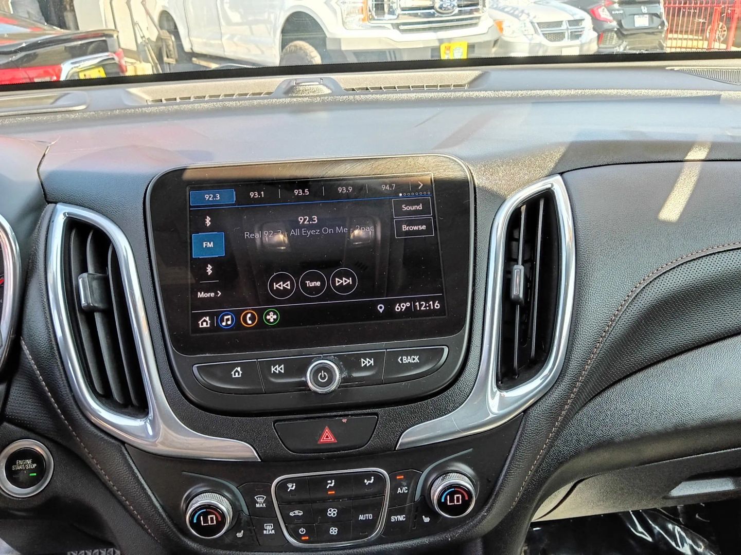 Photo 26 of this Chevrolet Equinox