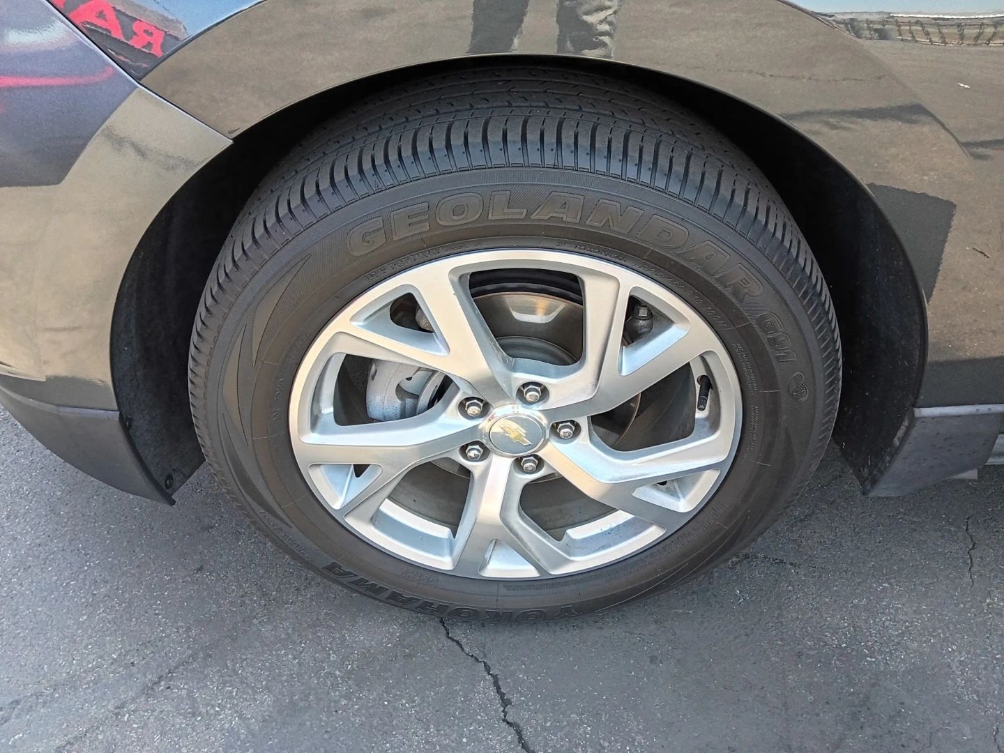 Photo 30 of this Chevrolet Equinox