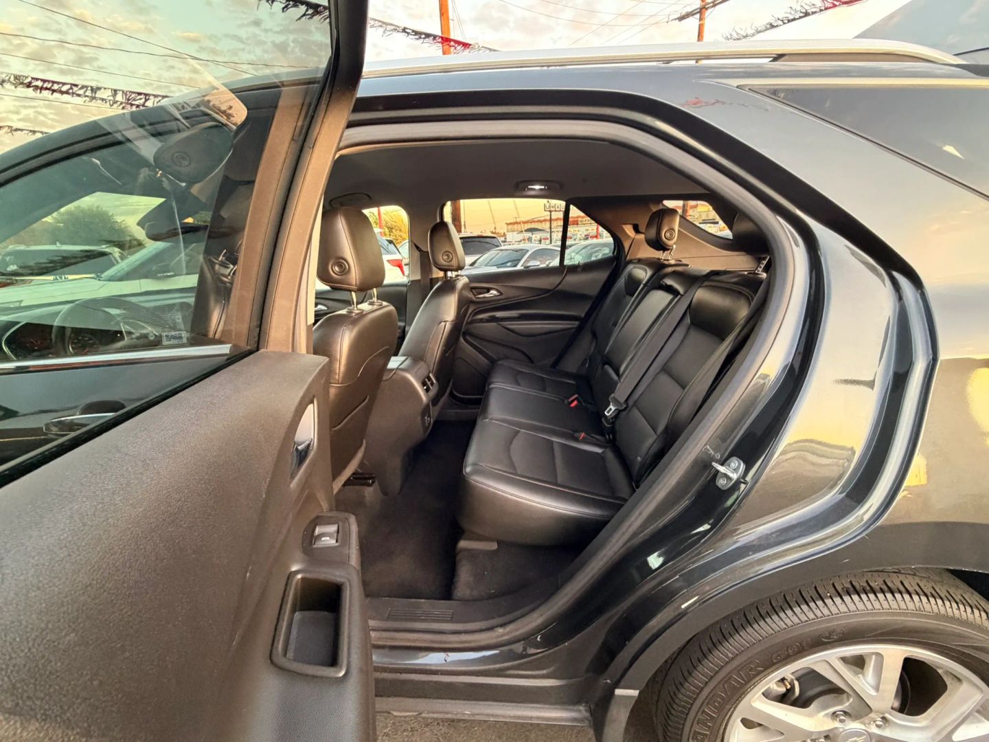 Photo 34 of this Chevrolet Equinox