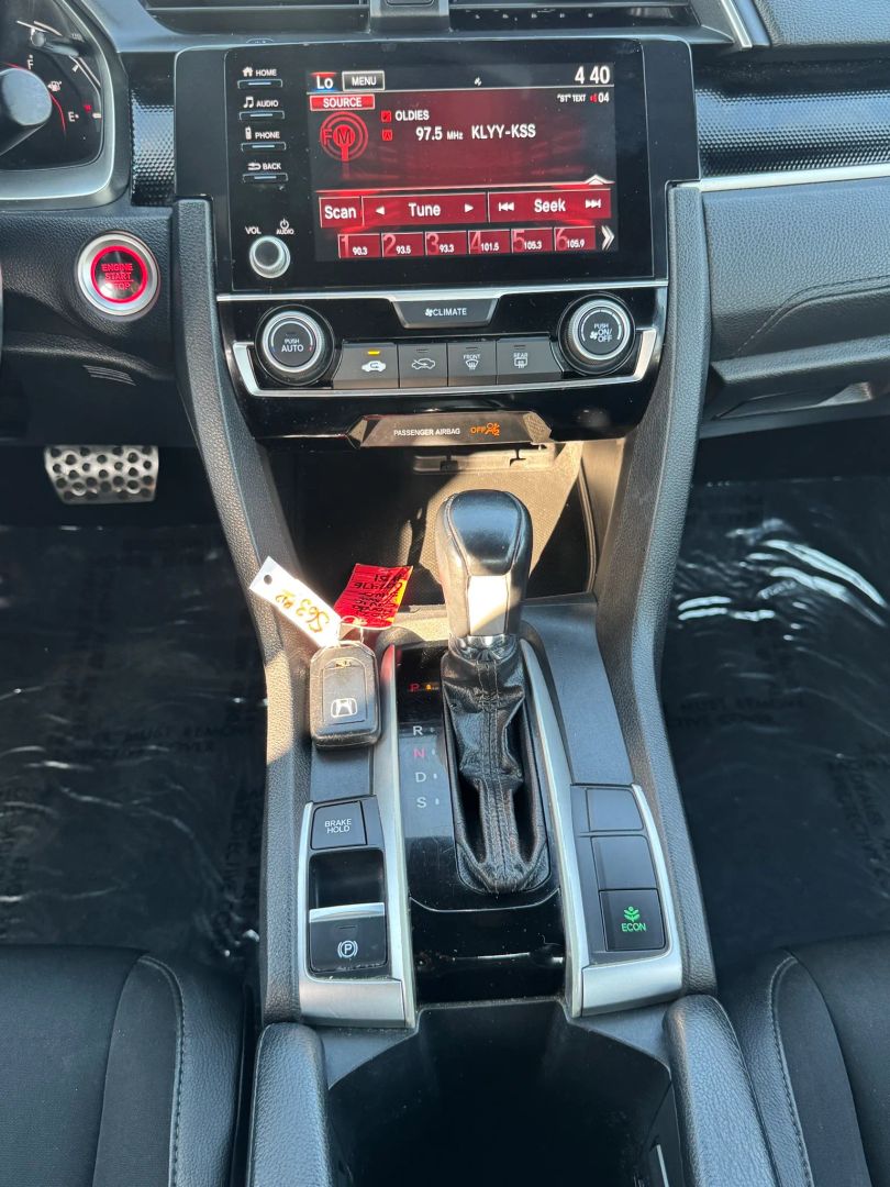 Photo 9 of this Honda Civic Sedan