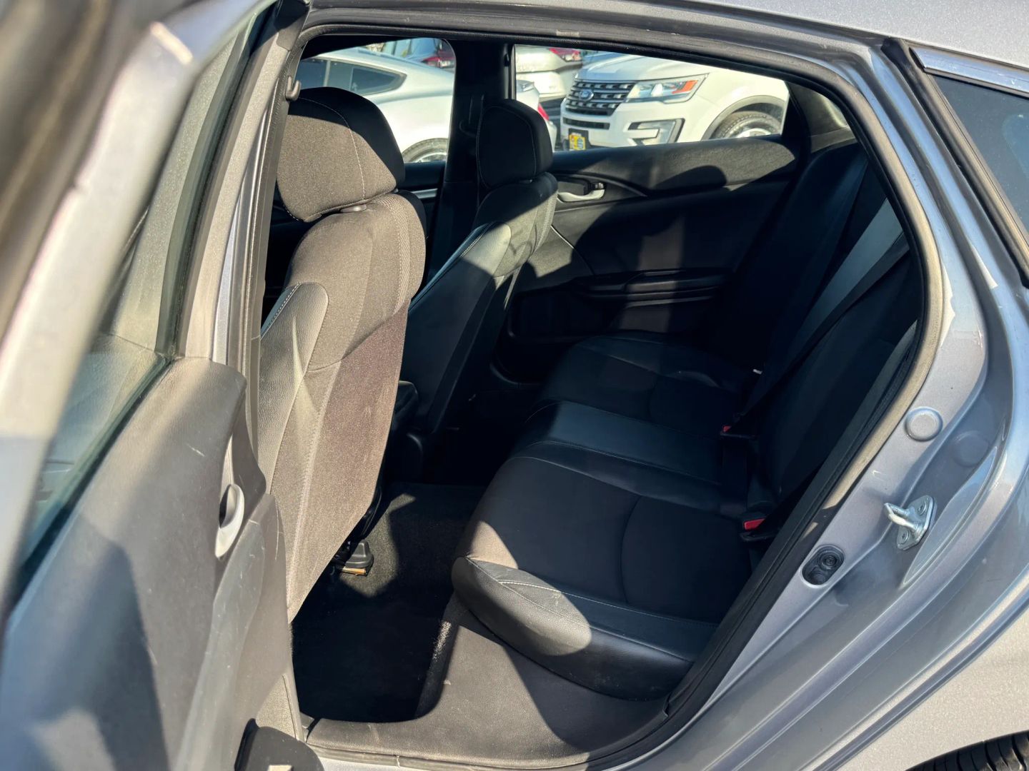 Photo 12 of this Honda Civic Sedan
