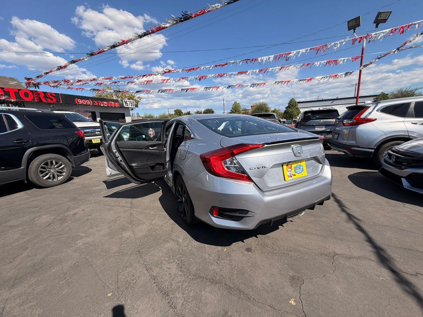 Photo 17 of this Honda Civic Sedan