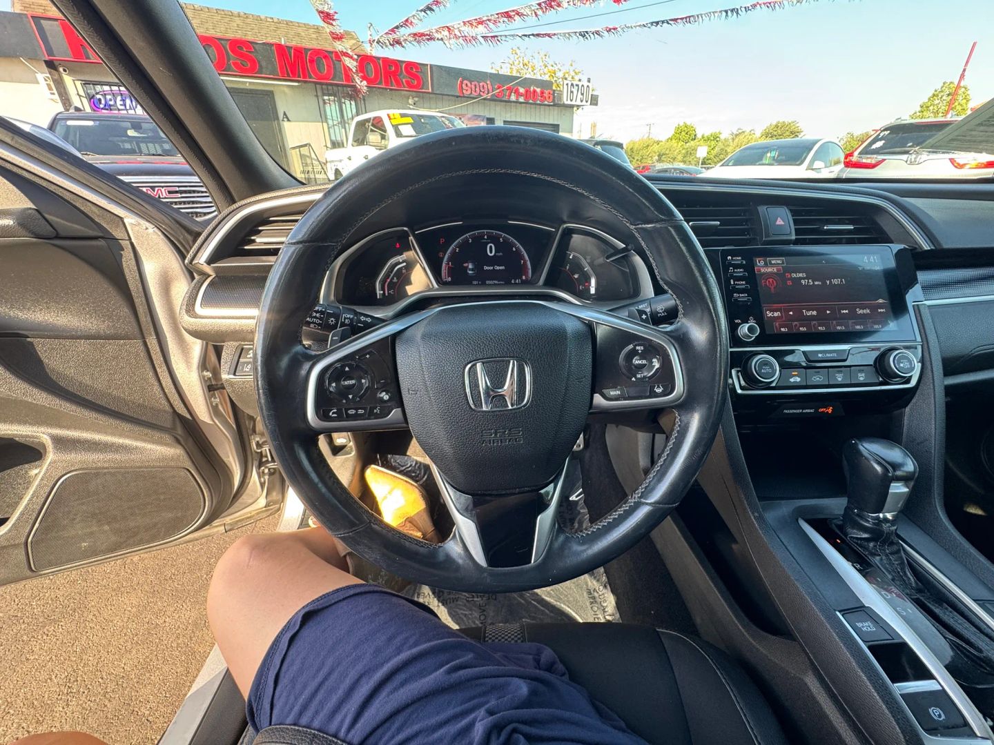 Photo 19 of this Honda Civic Sedan