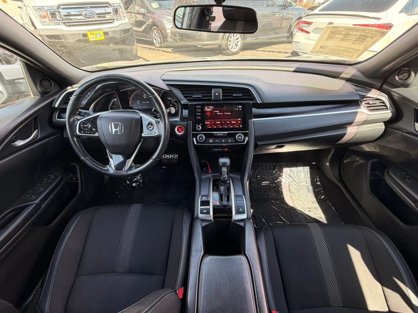Photo 23 of this Honda Civic Sedan