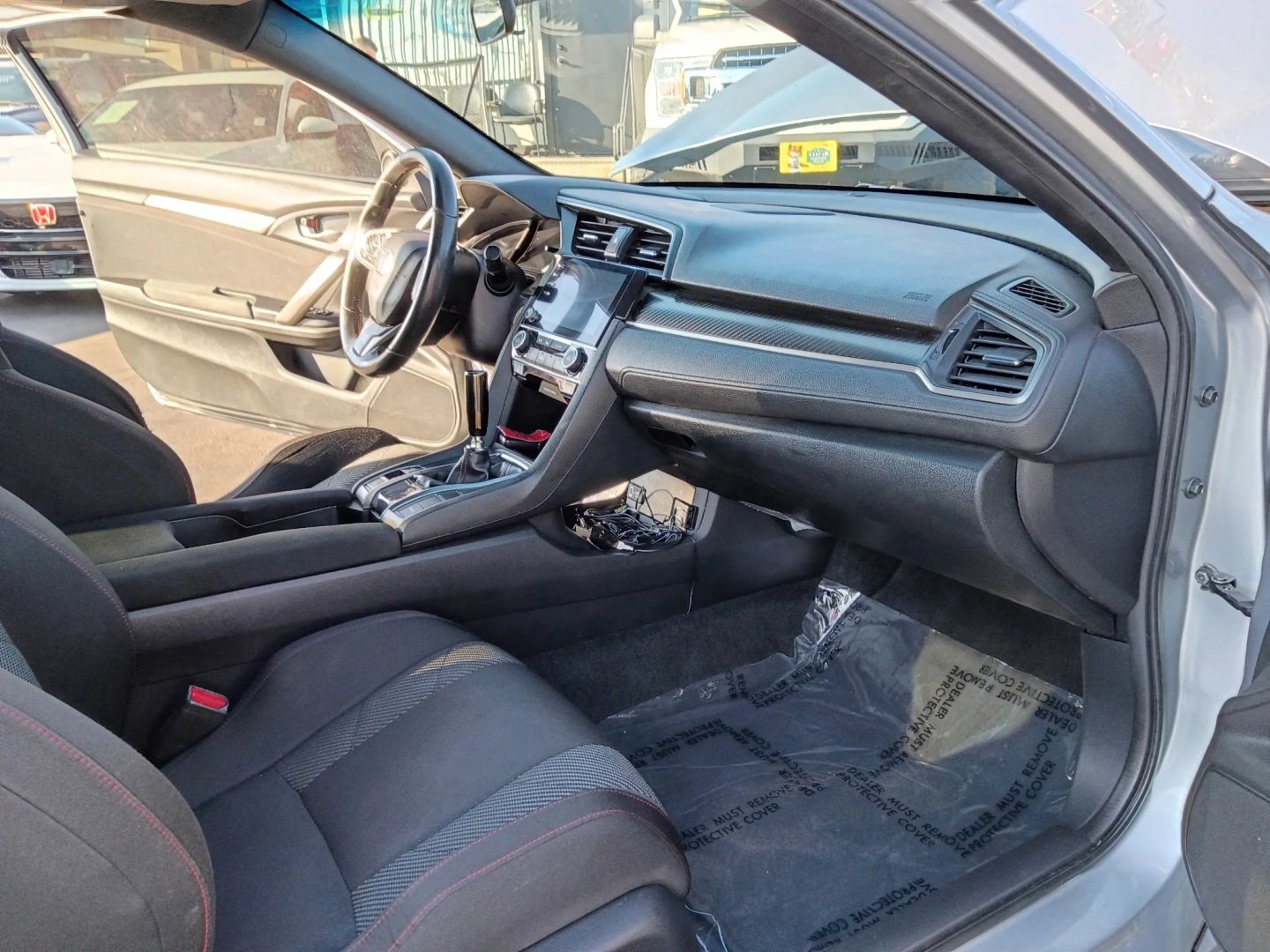 Photo 2 of this Honda Civic Si Coupe