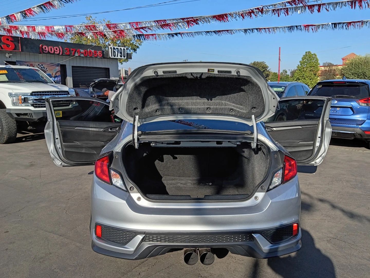 Photo 11 of this Honda Civic Si Coupe