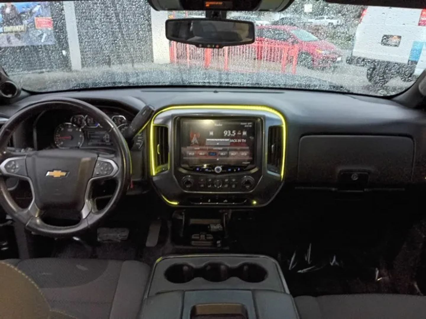 Photo 2 of this Chevrolet Silverado 1500