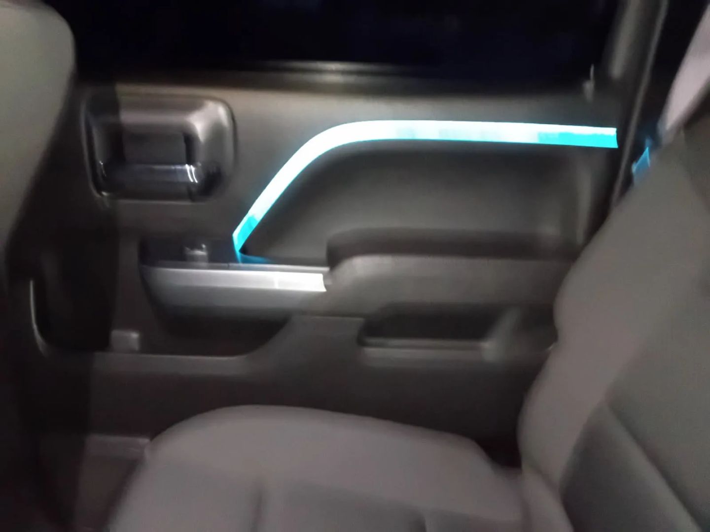 Photo 8 of this Chevrolet Silverado 1500
