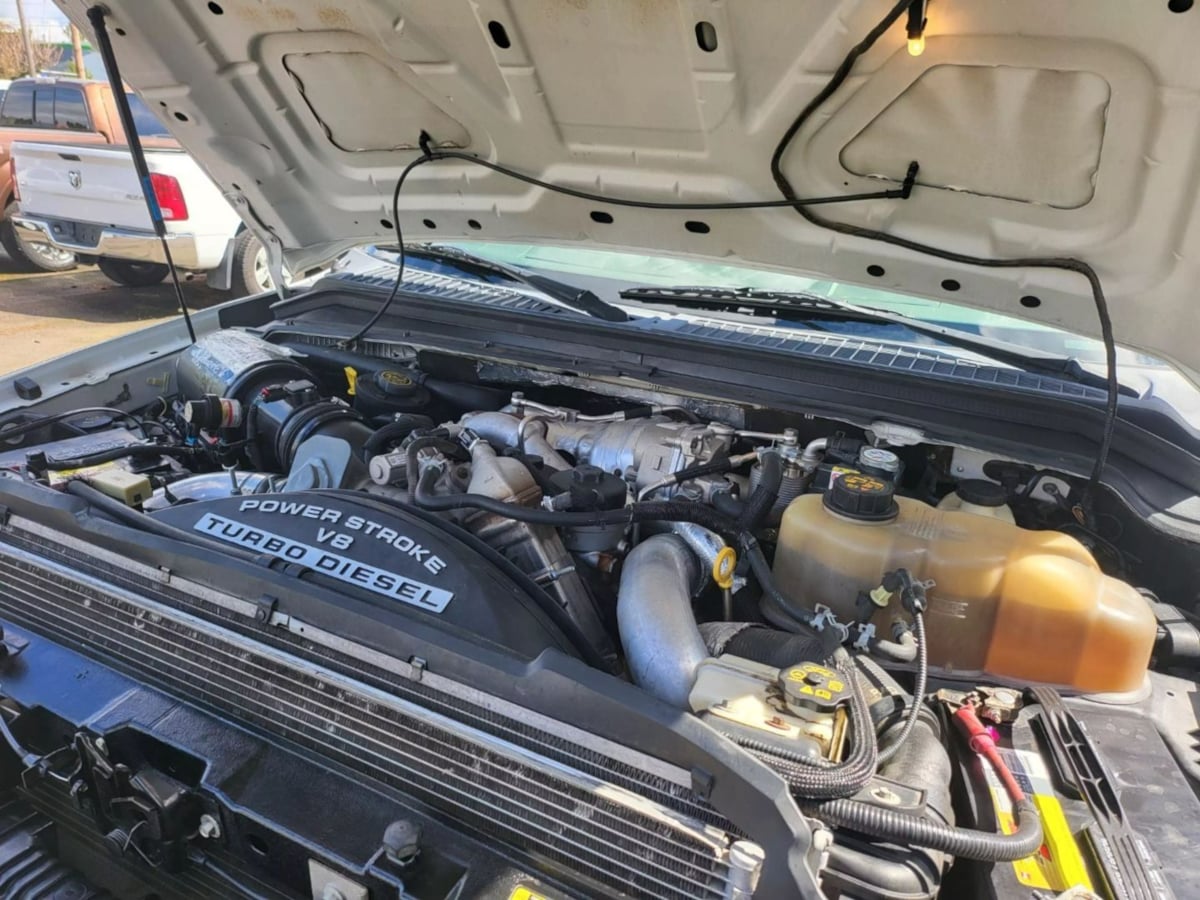 2008 Ford F-350 XL photo 10