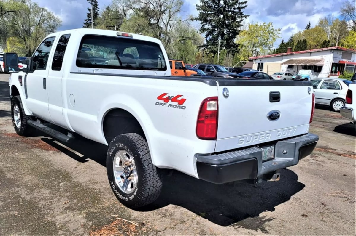 2008 Ford F-350 XL photo 12