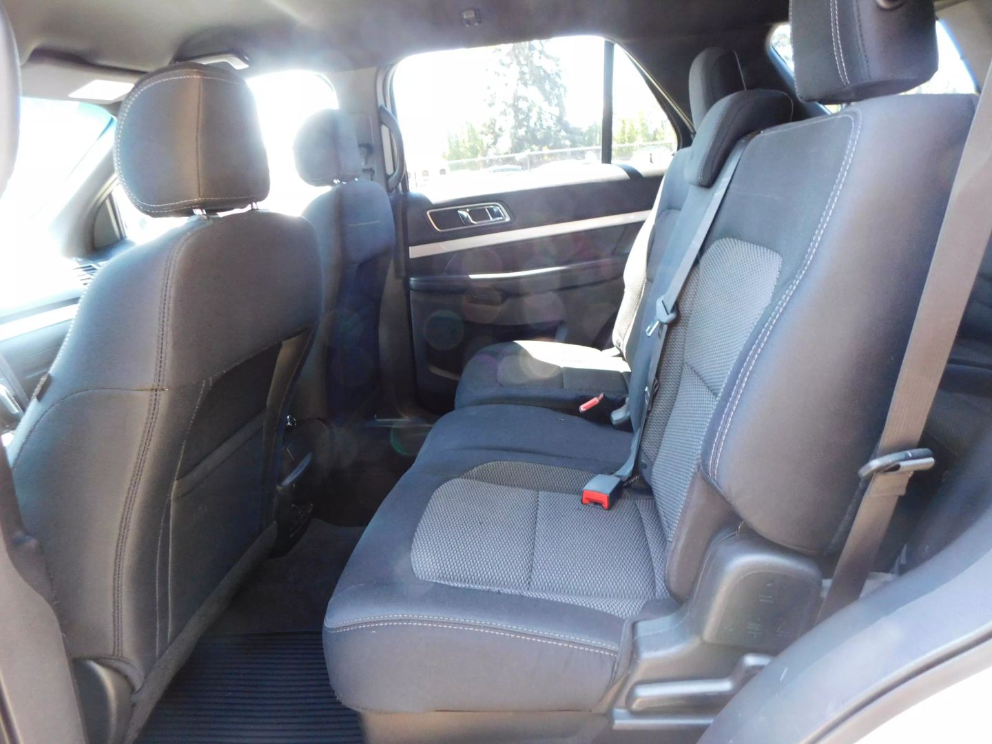 2016 Ford Explorer XLT photo 6
