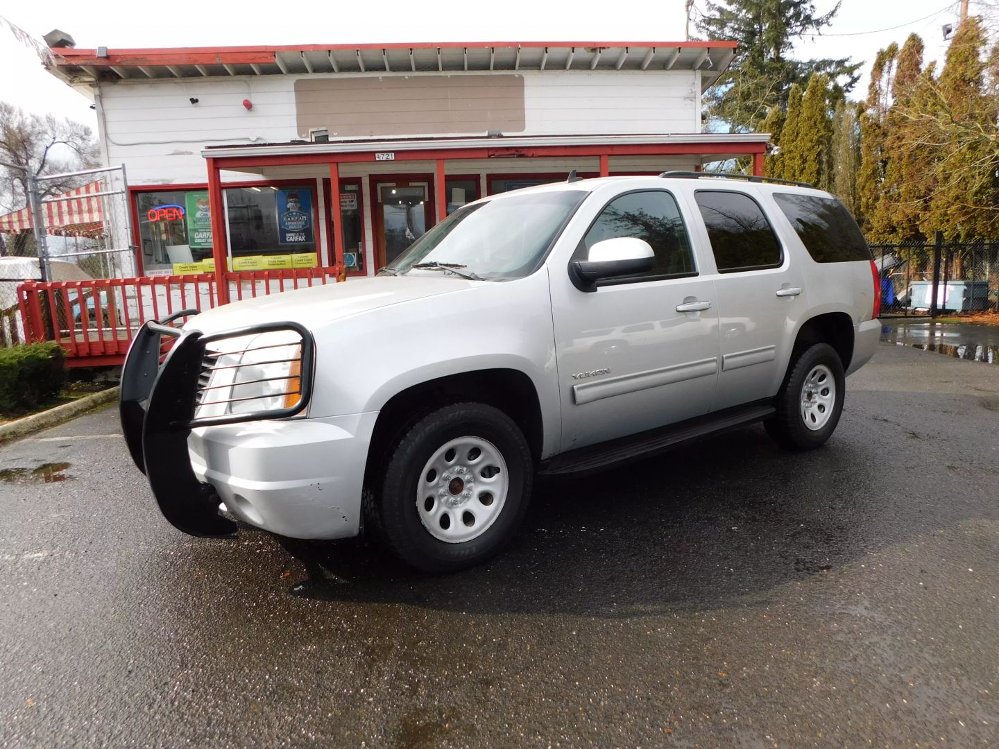 2012 Gmc Yukon SLE photo 11