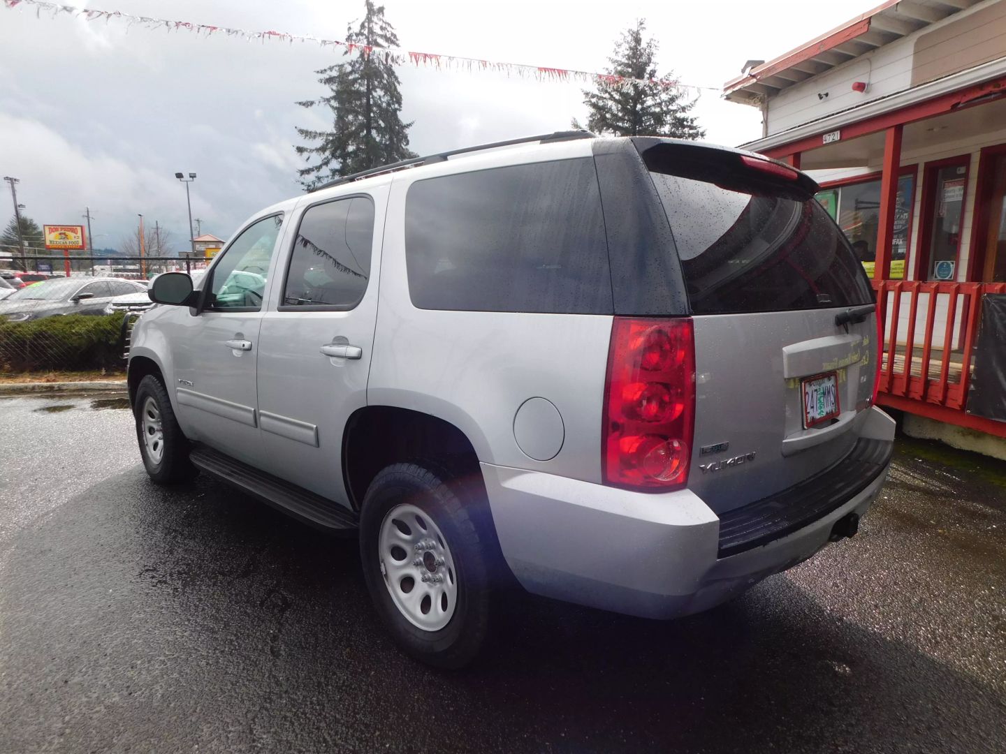 2012 Gmc Yukon SLE photo 15