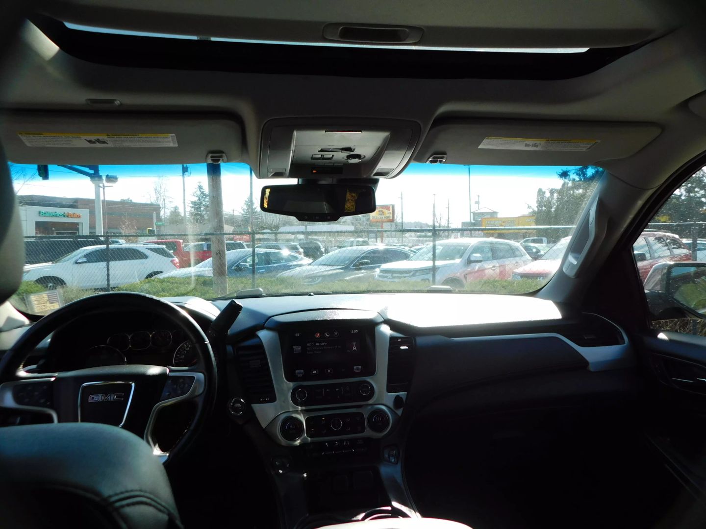 2015 Gmc Yukon SLT photo 6