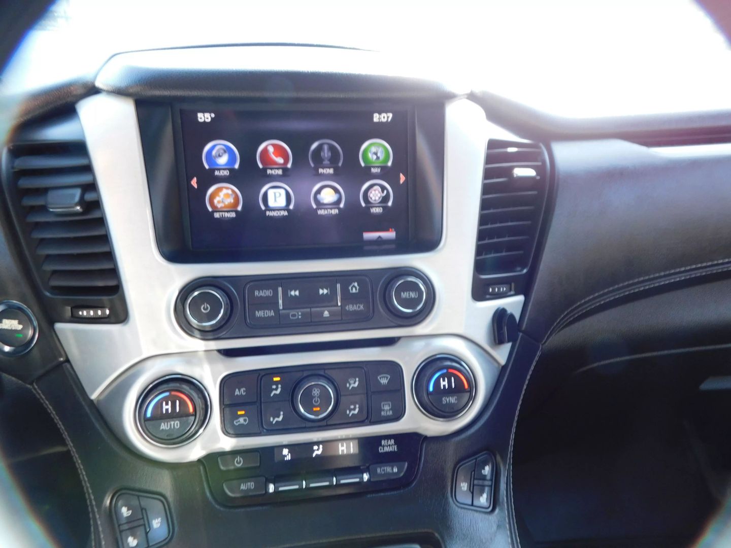 2015 Gmc Yukon SLT photo 14
