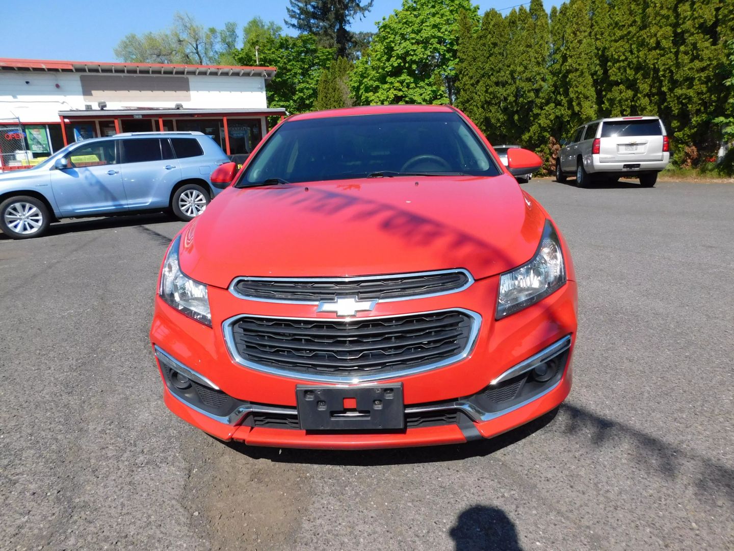 2015 Chevrolet Cruze LT photo 2