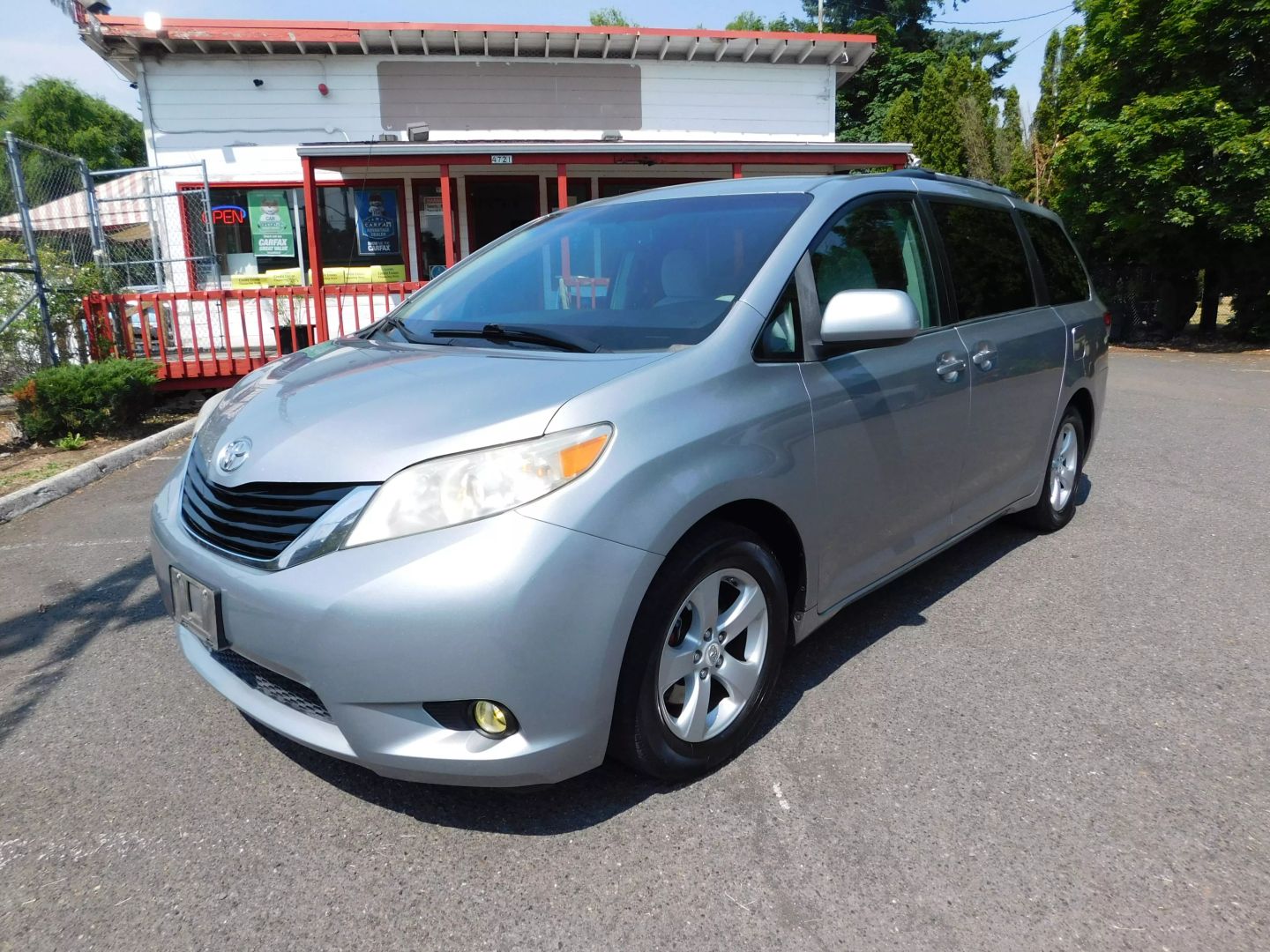 2011 Toyota Sienna