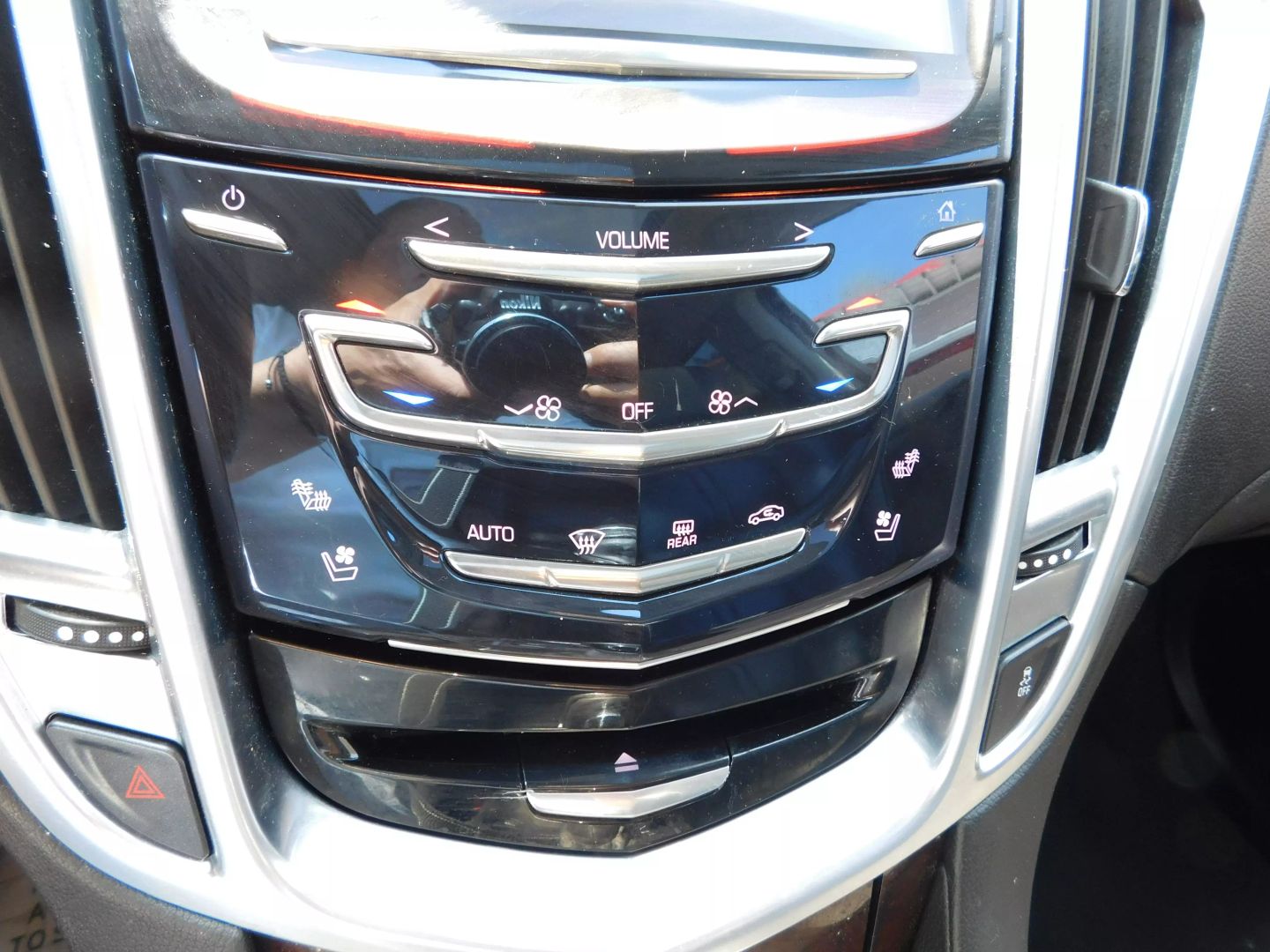 2015 Cadillac SRX Premium photo 18