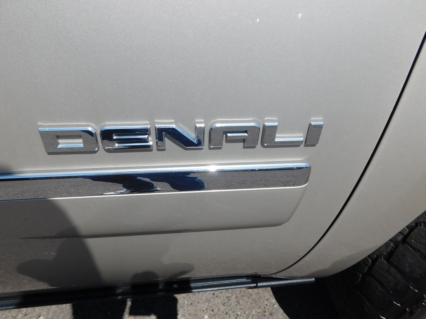 2013 Gmc Yukon Denali photo 5