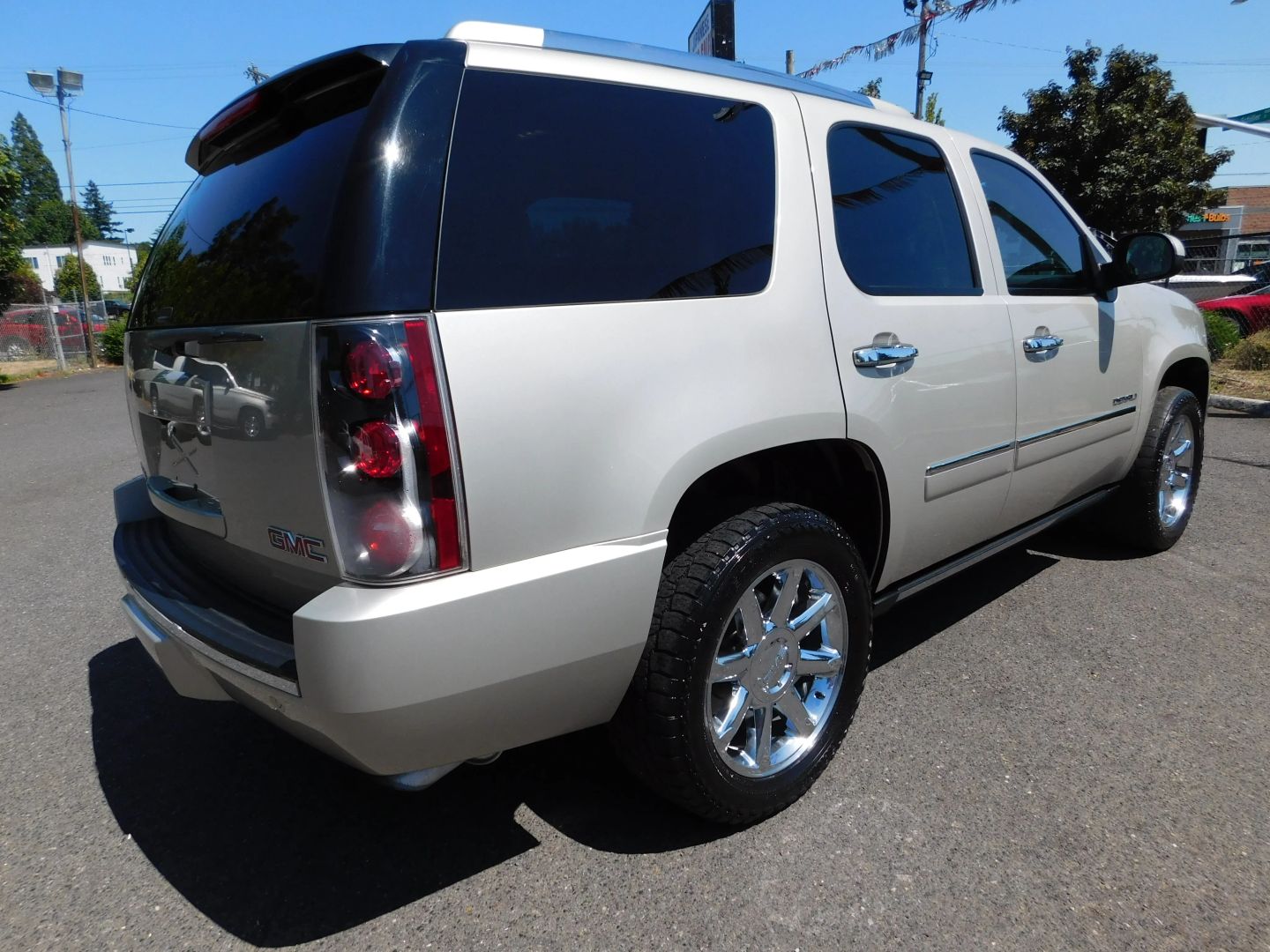2013 Gmc Yukon Denali photo 6