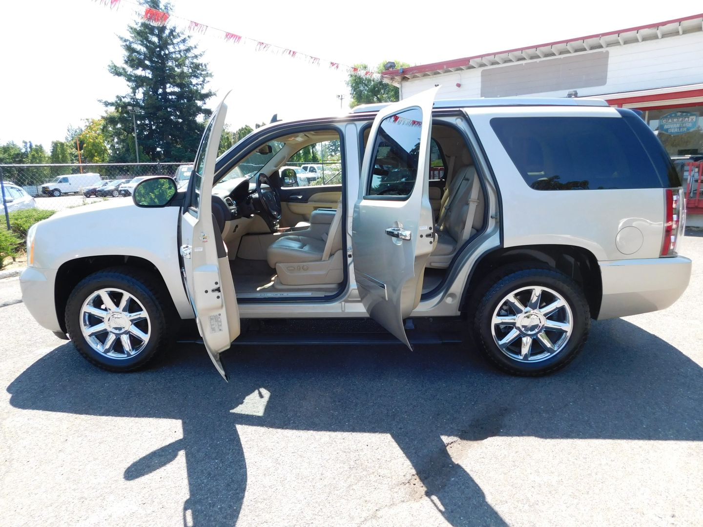 2013 Gmc Yukon Denali photo 11