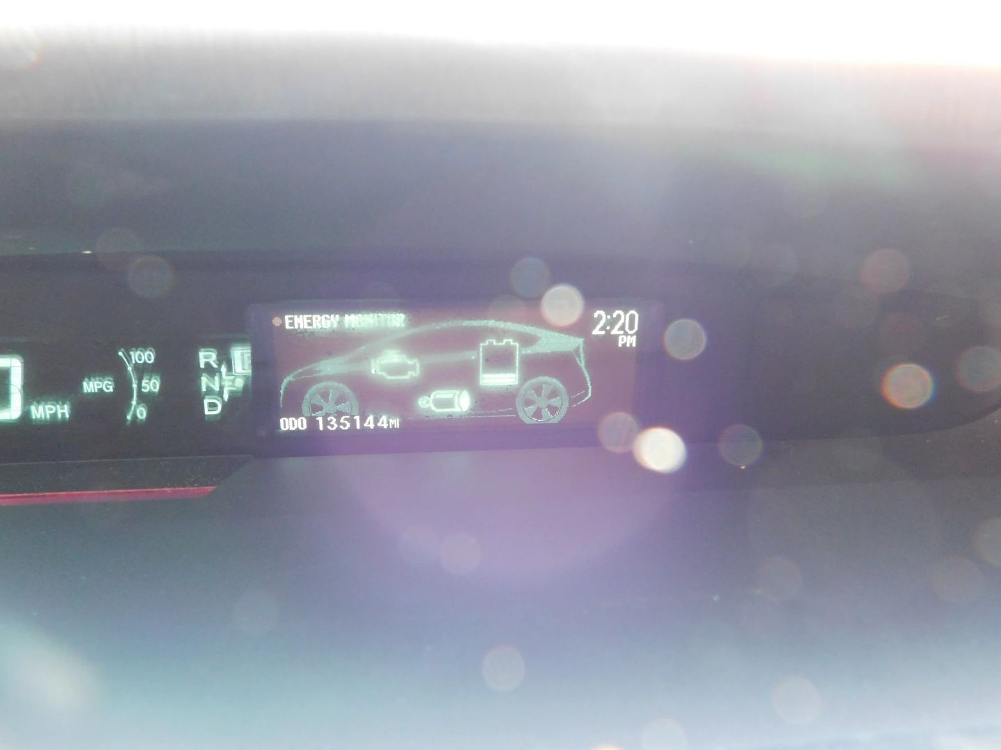 2010 Toyota Prius Three photo 13