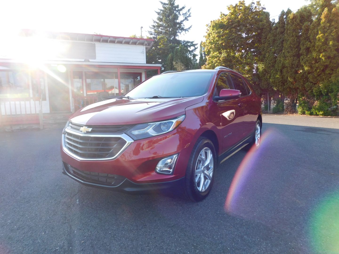 2019 Chevrolet Equinox LT photo 2