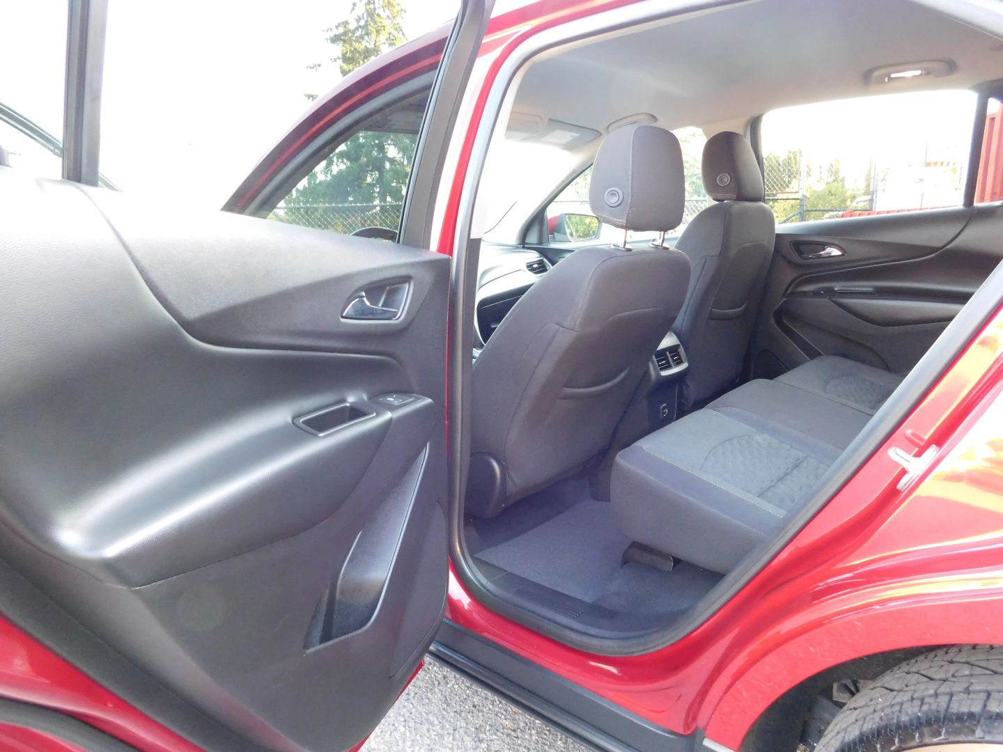 2019 Chevrolet Equinox LT photo 10