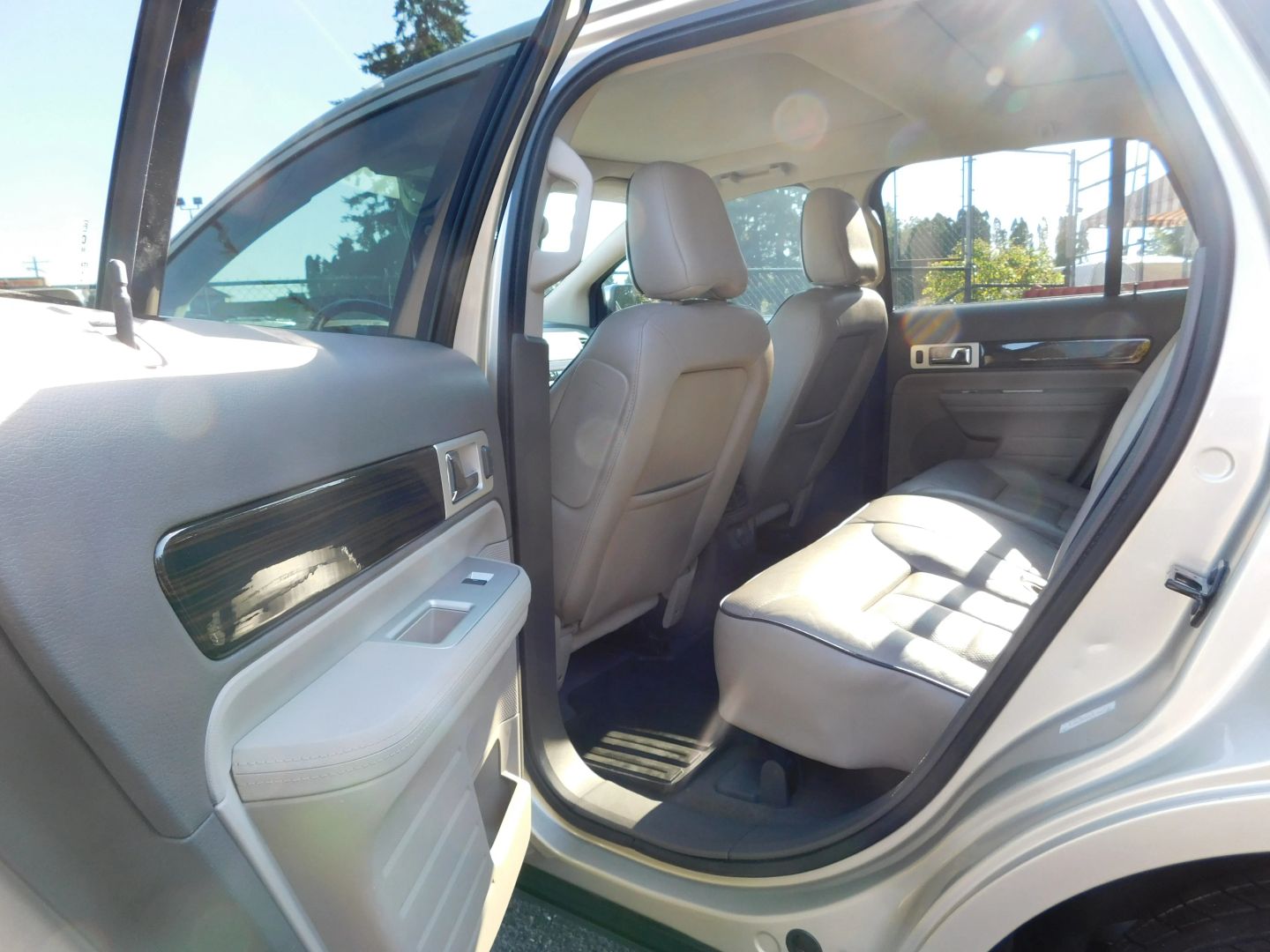 2010 Lincoln MKX photo 9