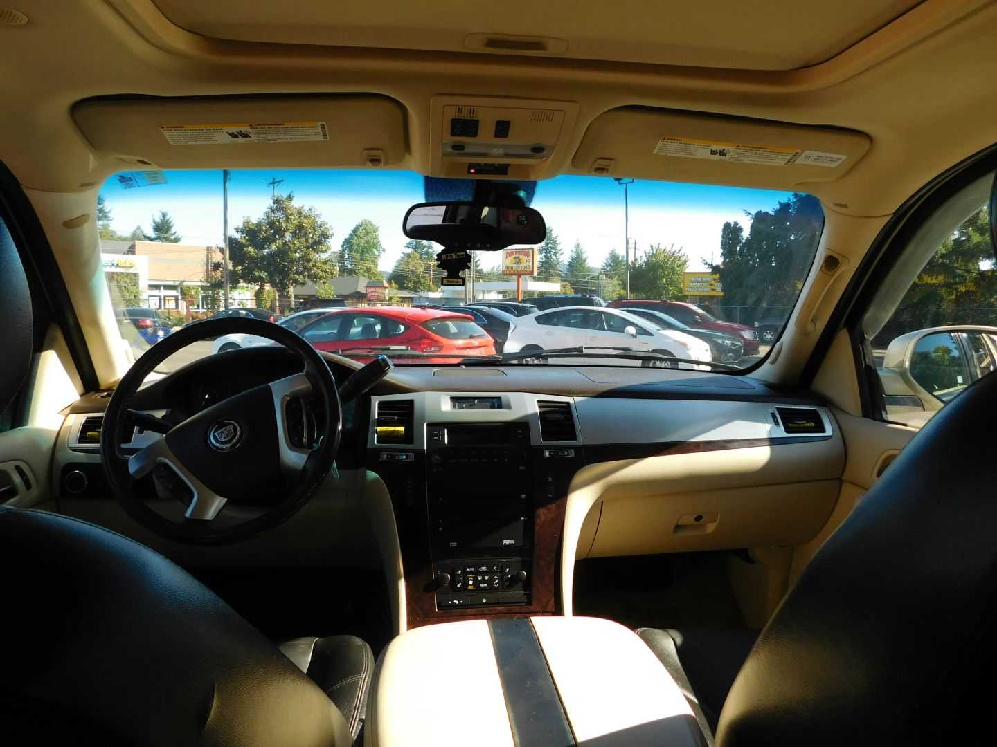 2007 Cadillac Escalade ESV photo 11