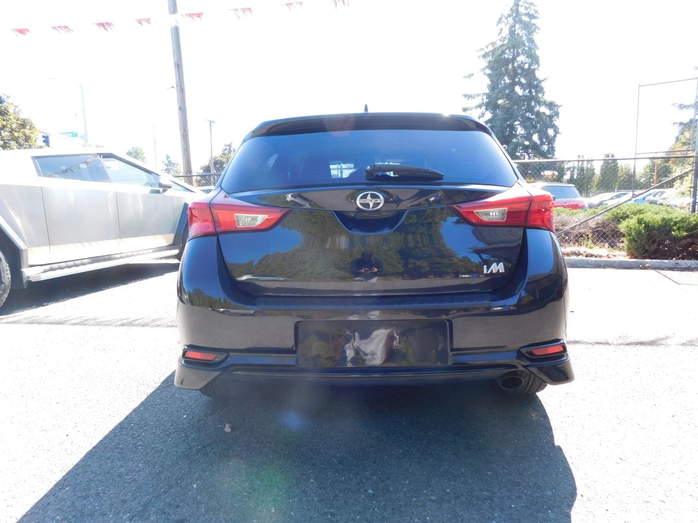 2016 Scion iM Base photo 4