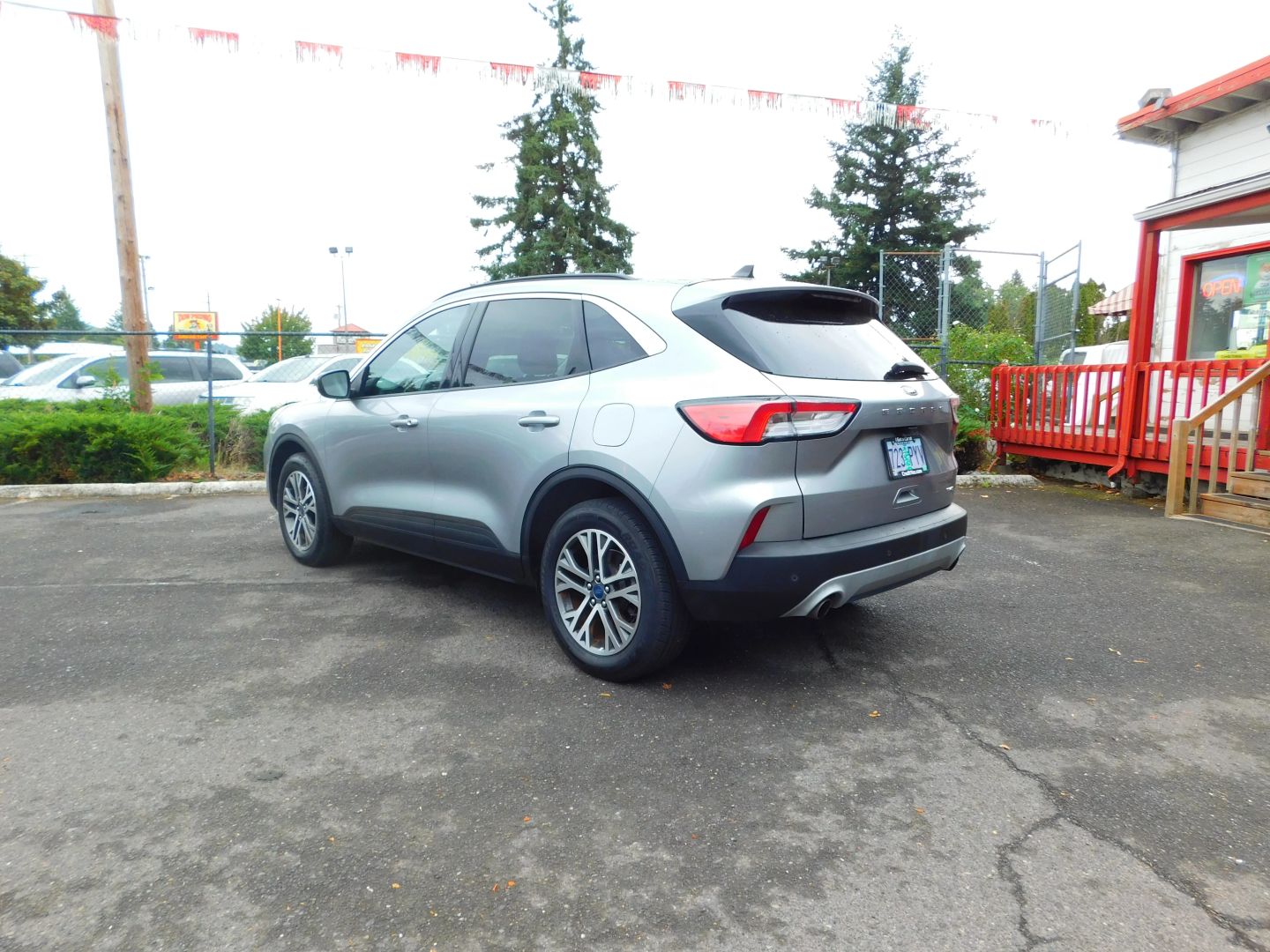 2021 Ford Escape SEL photo 2